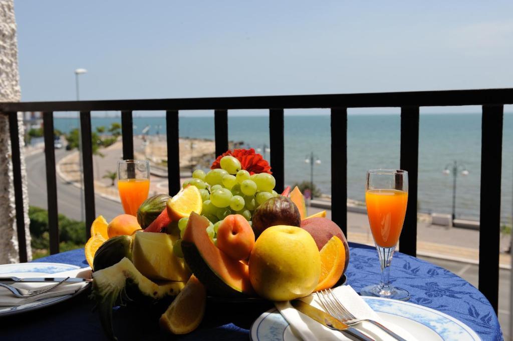 Hotel Panorama Del Golfo Manfredonia Exterior photo